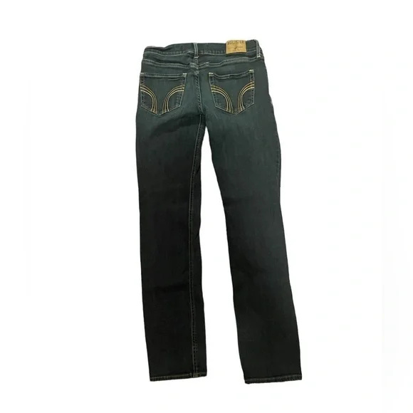 Hollister Social‎ Straight Fit Jeans - Picture 4 of 6